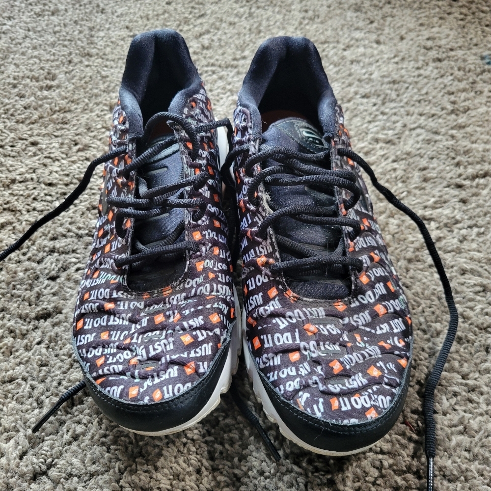 Nike TN Just Do it Women Sneakers Size 6